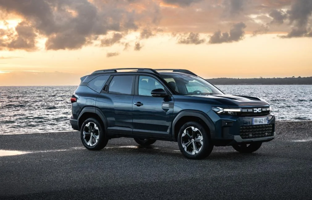 Explorez le Dacia Bigster Hybrid-G 150 4x4 Journey 2026 - Dacia Bigster 2026