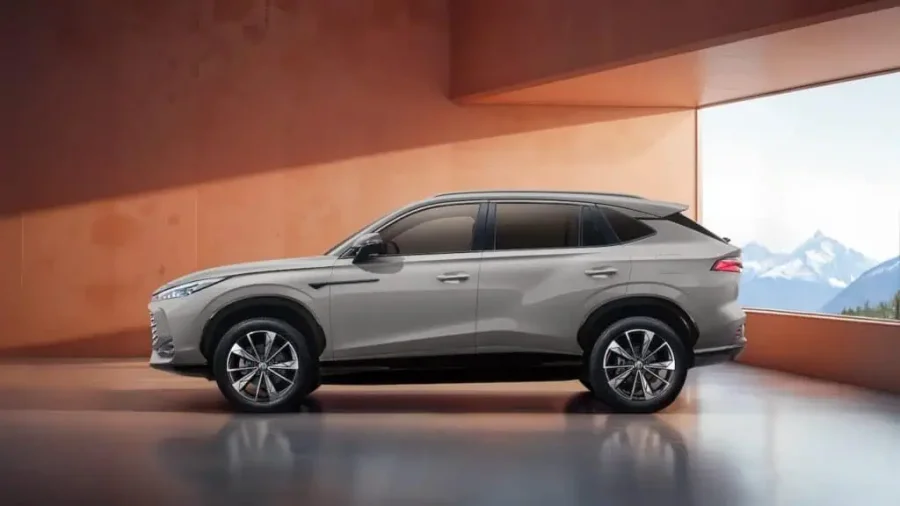 Découvrez le MG EHS 2025 : notre aperçu du SUV hybride - MG EHS 2025