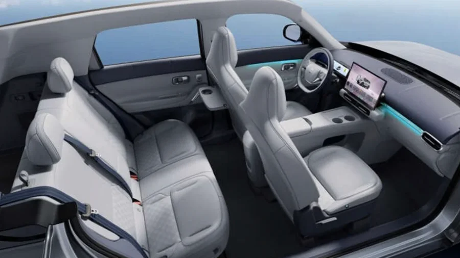 Découvrez l'intérieur épuré du Leapmotor B03X, rival du BYD Atto 2 - Leapmotor B03X