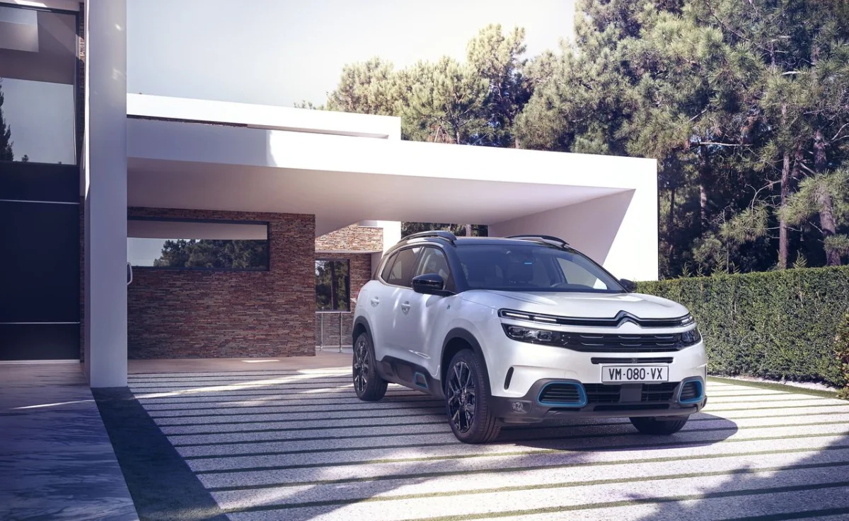Citroën C5 Aircross hybride : 30 ch en plus, prix stable - Citroën C5 Aircross