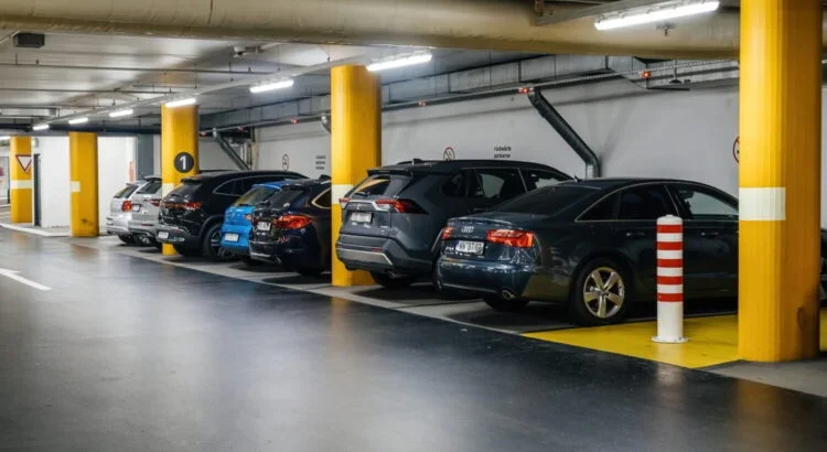 Stationnement à Paris : les places de parking s'amenuisent - stationnement Paris