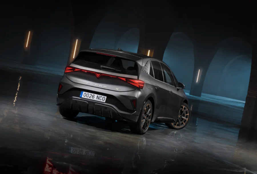 Cupra Born 2026 : Design audacieux et 600 km d'autonomie - Cupra Born