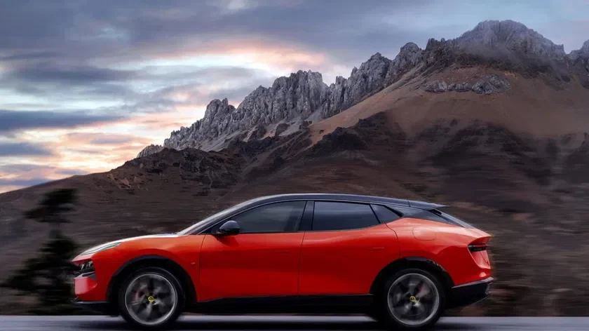 Lotus Eletre : Découverte de l'hybride rechargeable - Lotus Eletre