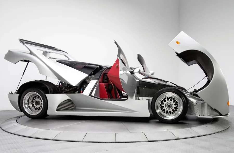 Lotec C1000 : l'hypercar de 1 000 ch redécouverte après 20 ans - Lotec C1000