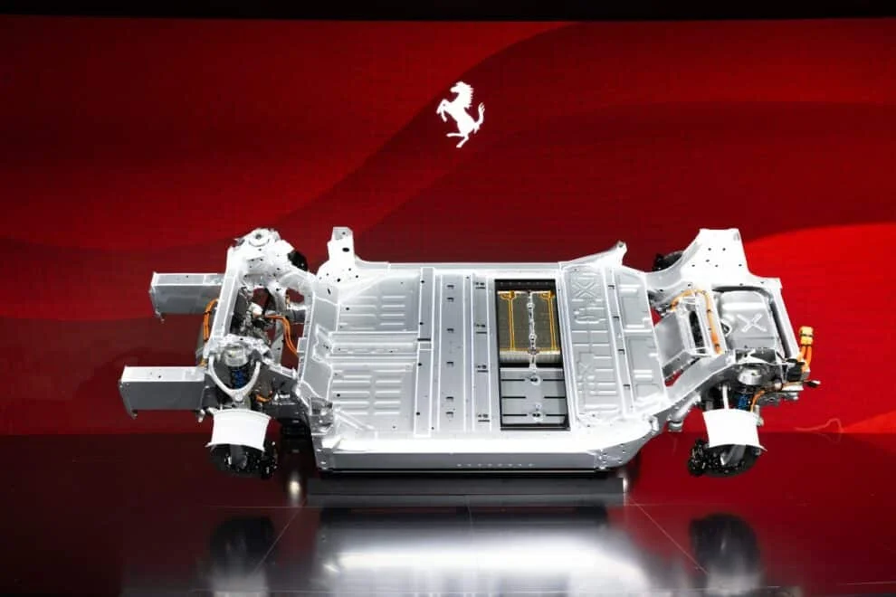 Ferrari révolutionne avec un moteur en Y novateur - Ferrari