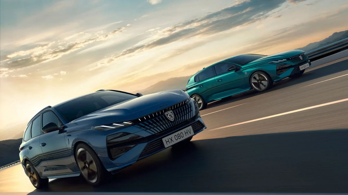 Peugeot 308 restylée : Tarifs révélés et surprise au rendez-vous - Peugeot 308