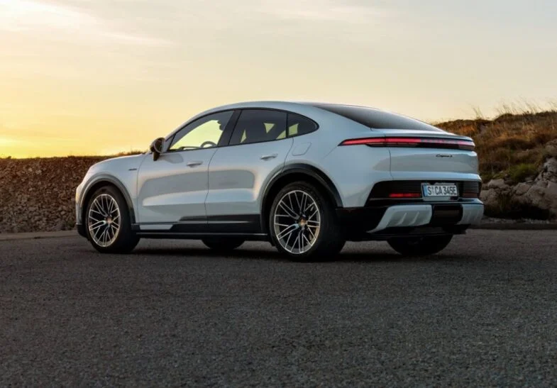 Nouveau Porsche Cayenne Coupé : Puissance et Style Inspiré de la 911 - Porsche Cayenne Coupé