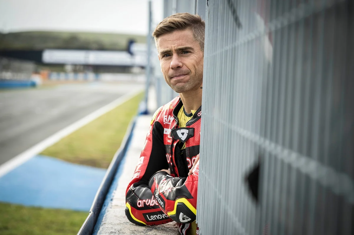 Alvaro Bautista et les pilotes contre le poids mini obligatoire - Alvaro Bautista