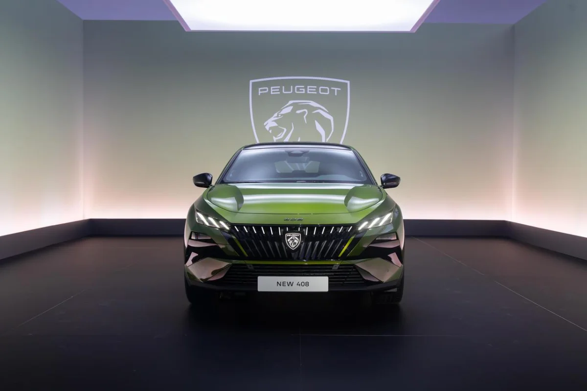 Peugeot 408 restylée : tarifs et équipements de la berline SUV - Peugeot 408