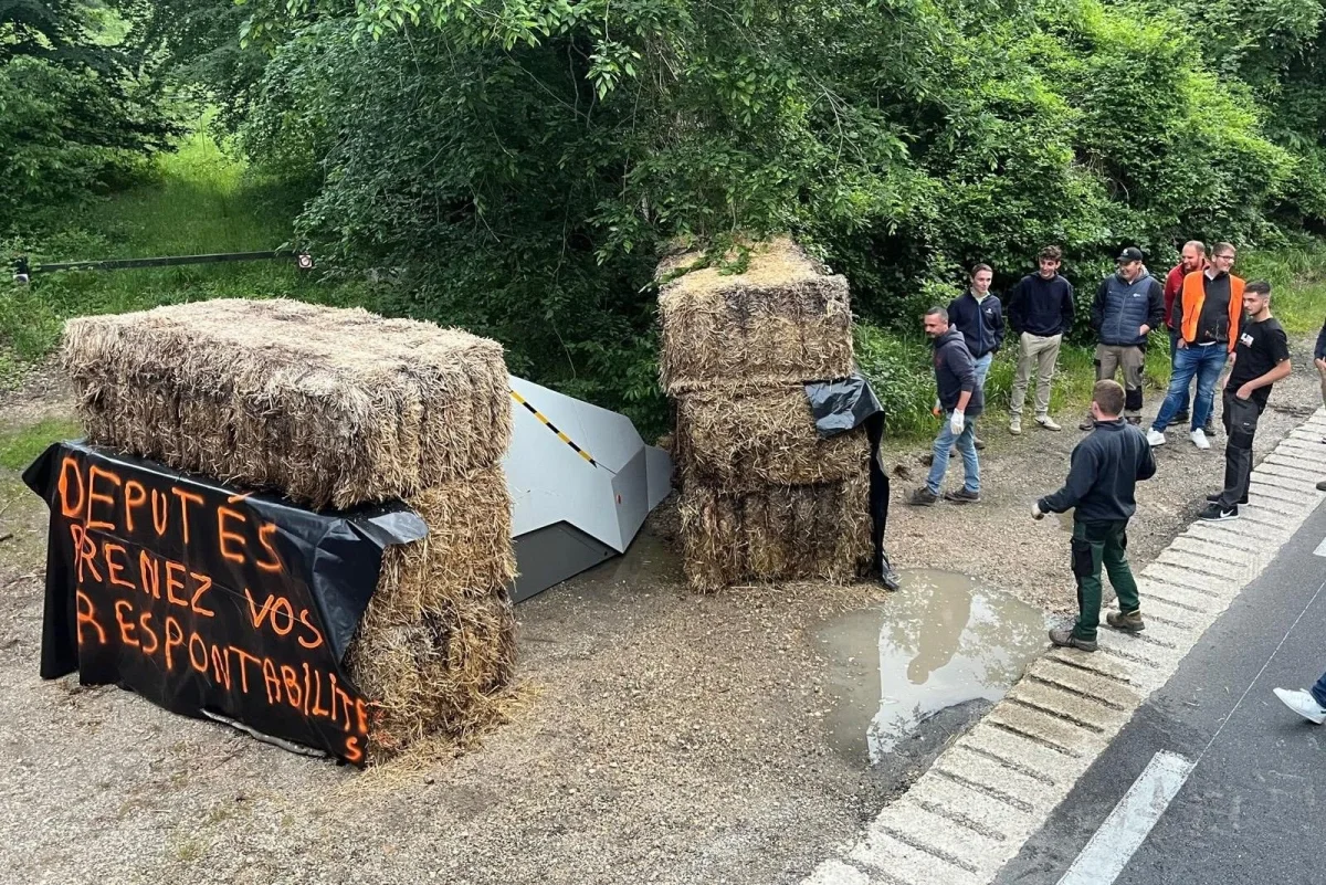 Radars sous fumier : les agriculteurs persistent dans leurs actions - radars