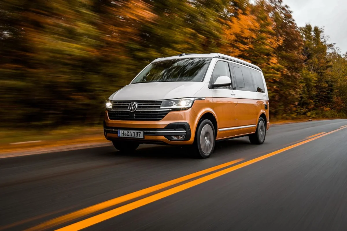 Volkswagen California T6 vs Grand California : le duel des vans - Volkswagen California