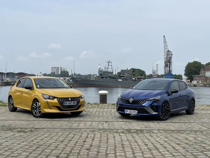 Renault Clio vs Peugeot 208 : Guide d'achat pour citadines 2023 - achat citadine