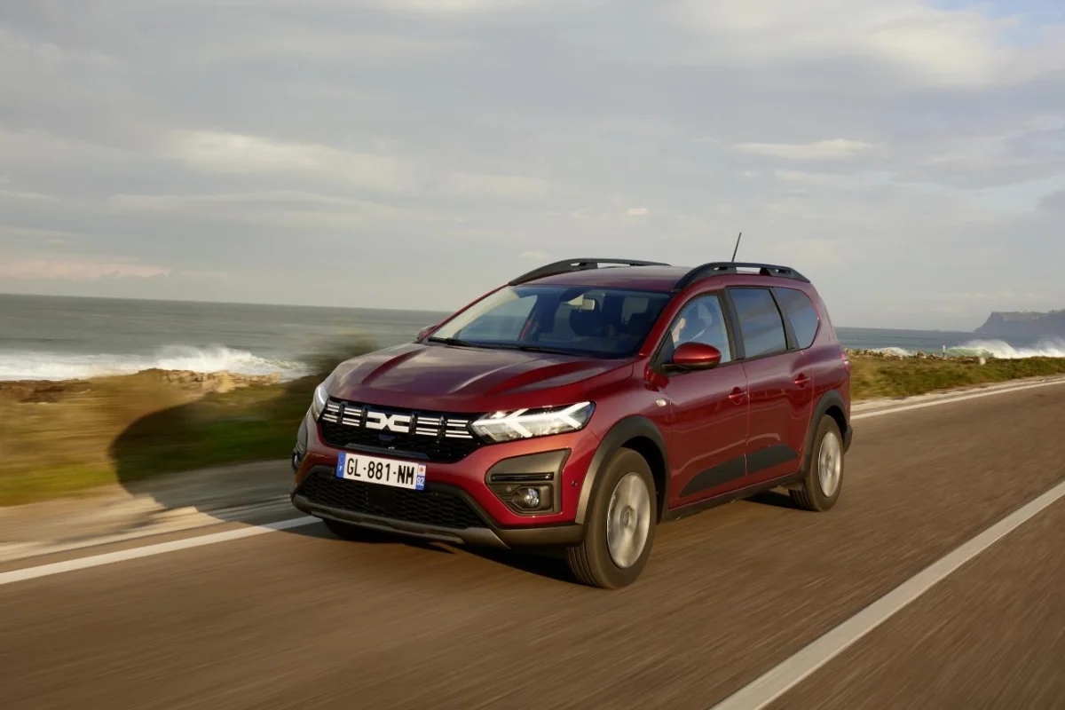 Dacia Jogger restylé : le moteur hybride 155 ch vaut-il le coup ? - Dacia Jogger